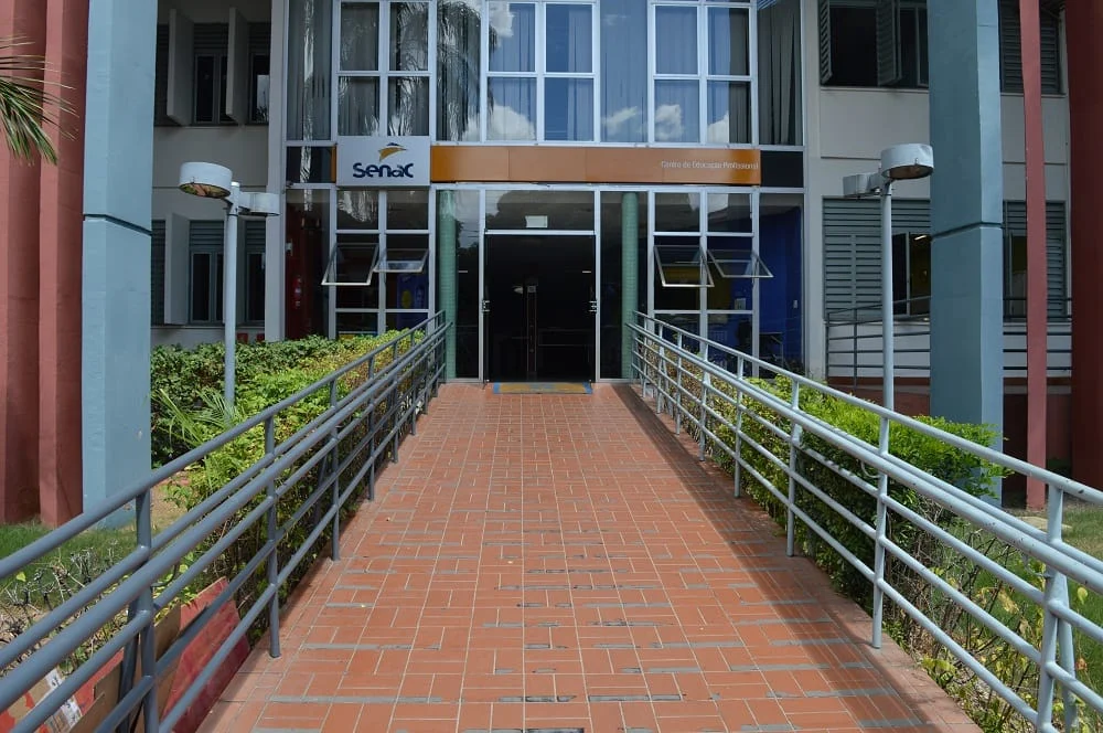 A sede do Senac, em Governador Valadares, fica na Avenida JK, 1825 - Vila Bretas