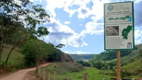 Lançamento do projeto de sinalização da Rota Imperial marca passagem da Secult por Ponte Nova 4 Lançamento do projeto de sinalização da Rota Imperial marca passagem da Secult por Ponte Nova
