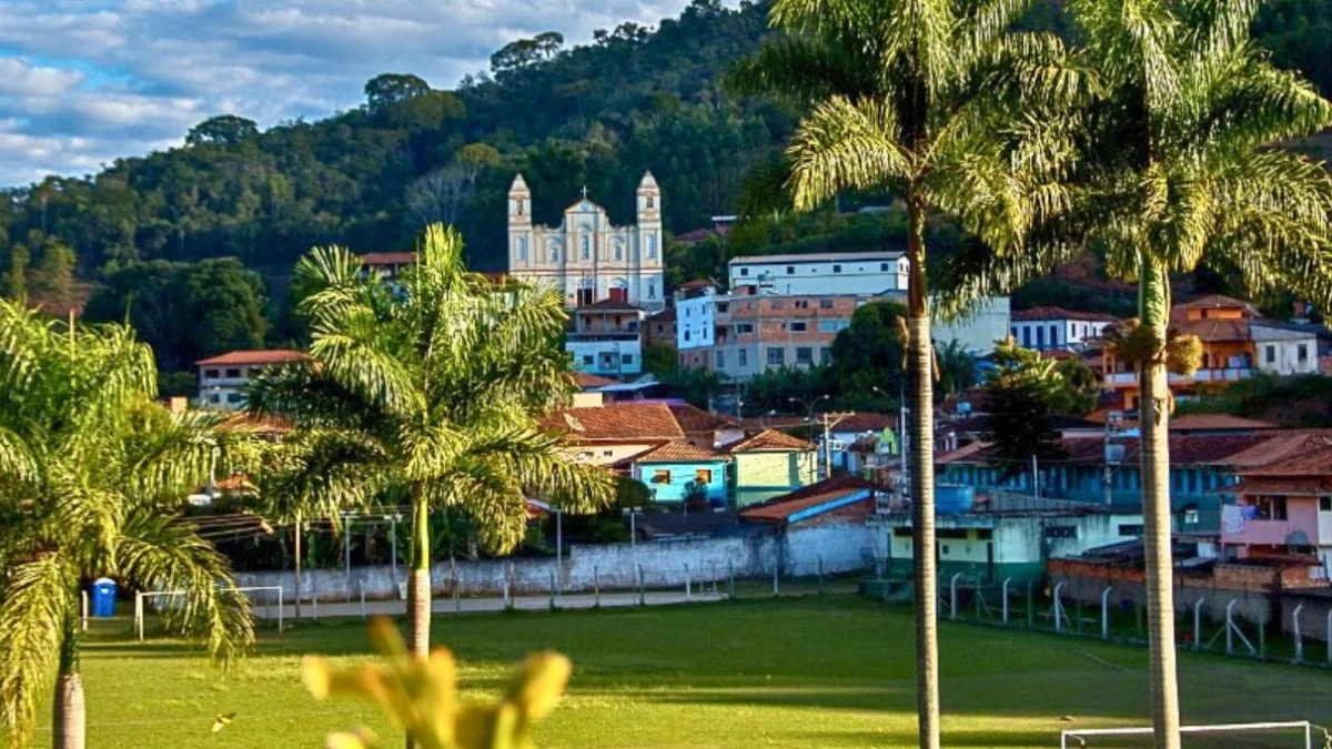 Município de MG tem 112 áreas de perigo sujeitas a deslizamentos e quedas de blocos 1 O município de Diogo de Vasconcelos, a cerca de 100 quilômetros de Belo Horizonte (MG), tem 110 áreas de perigo associadas a deslizamentos