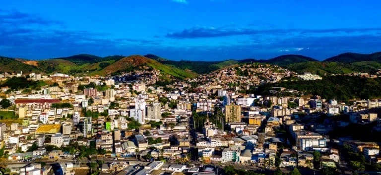 Empresas já podem retirar guia de emissão do alvará 2024 1 A Prefeitura de Caratinga disponibilizou no site oficial, a guia de pagamento para emissão do Alvará de Localização e Funcionamento