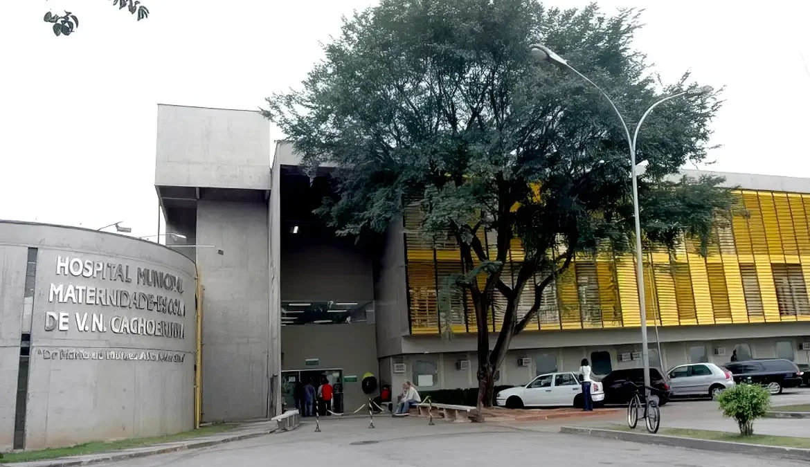 A Justiça de São Paulo determinou que a prefeitura da capital paulista reative o serviço de aborto legal no Hospital Vila Nova Cachoeirinha