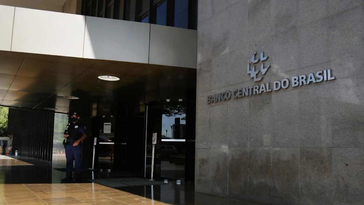 O Banco Central (BC) publicou nesta terça-feira (16) no Diário Oficial da União o edital para a realização de concurso público
