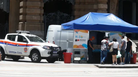 São Paulo tem tarde de tempo nublado e abafado 10 São Paulo tem tarde de tempo nublado e abafado
