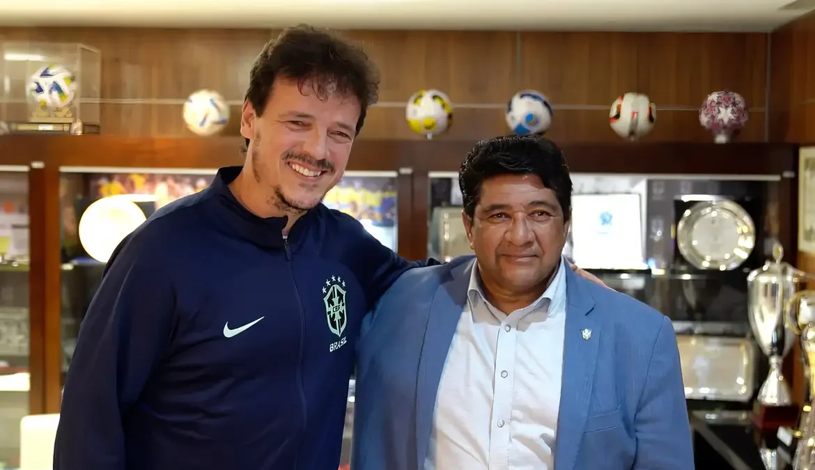 A seleção brasileira masculina de futebol não será mais comandada interinamente pelo técnico Fernando Diniz