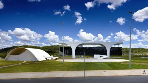 Governo de Minas divulga comunicado com feriados e pontos facultativos para servidores estaduais em 2024 3 Governo de Minas divulga comunicado com feriados e pontos facultativos para servidores estaduais em 2024