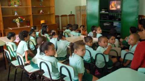 Educação Infantil: 90% das turmas ignoram temas raciais