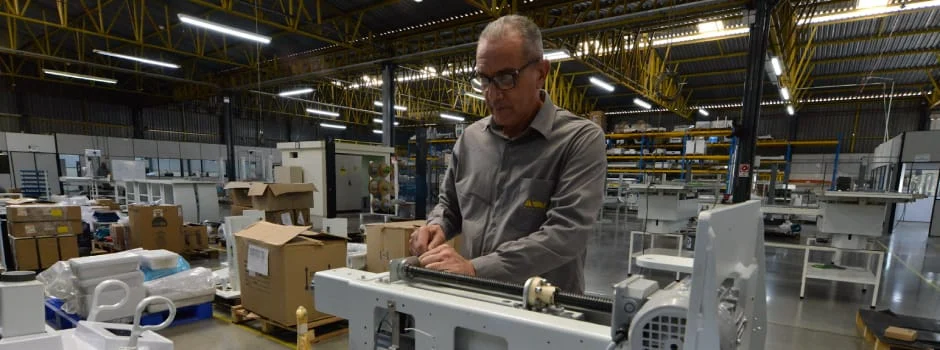 Minas registra maior abertura de empresas em cinco anos e Vale do Jequitinhonha se destaca 1 Minas Gerais encerrou o ano de 2023 com um total de 85.904 novas empresas constituídas em todo o estado