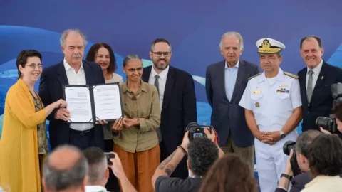 BNDES Azul tem o mar como centro de estratégia de desenvolvimento 2 BNDES Azul tem o mar como centro de estratégia de desenvolvimento