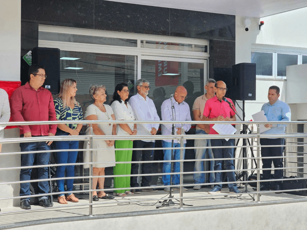Prefeita de Manhuaçu participa da inauguração da nova urgência e emergência do HCL 1 image 148