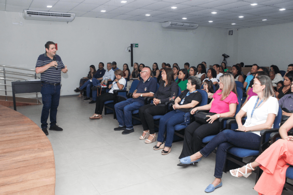 Prefeitura de Fabriciano empossa 214 novos servidores concursados e reforça quadros da Educação 2 image 275