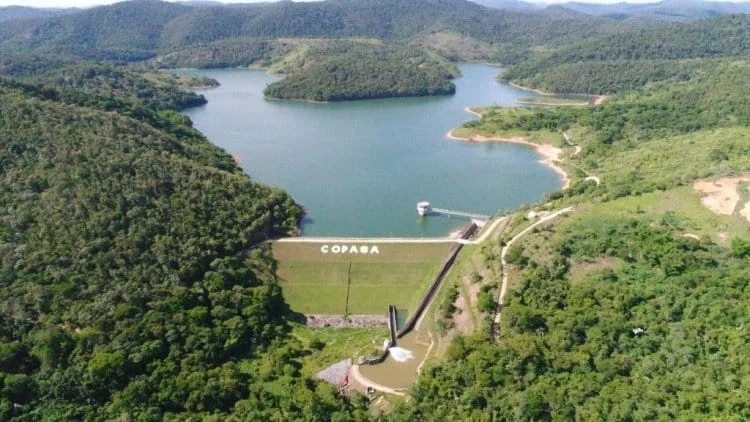 Destaques dos jornais e portais integrantes da Rede Sindijori MG 1 Obras iniciadas neste mês vão garantir a redução dos vazamentos e a melhoria do serviço com o reforço de novas redes de distribuição