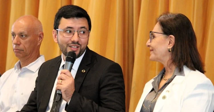 Hélio Roberto revelou durante seminário projeto que conectaria trechos entre Varginha e Lavras e depois a cidades do RJ (