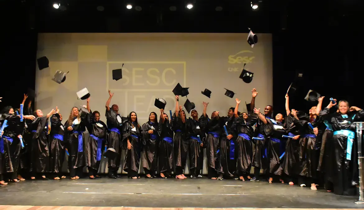 Inscrições em programa de formação gratuita do Sesc terminam dia 12 1 Jovens e adultos têm até o próximo dia 12 para se inscrever no processo seletivo do Sesc EAD EJA