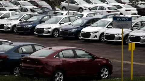 Preços na saída das fábricas recuaram 0,43% em novembro 8 Preços na saída das fábricas recuaram 0,43% em novembro