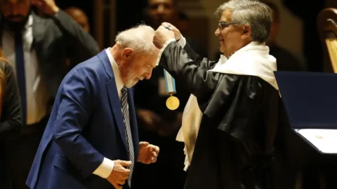 Lula participa de comemoração de 90 anos da USP 9 Lula participa de comemoração de 90 anos da USP