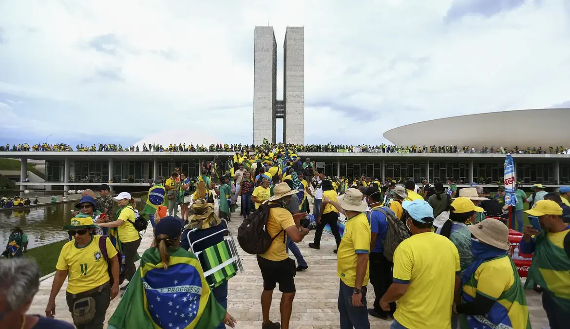 Uma exposição sobre a invasão do dia 8 de janeiro de 2023 na Câmara dos Deputados será inaugurada na próxima segunda-feira (8)