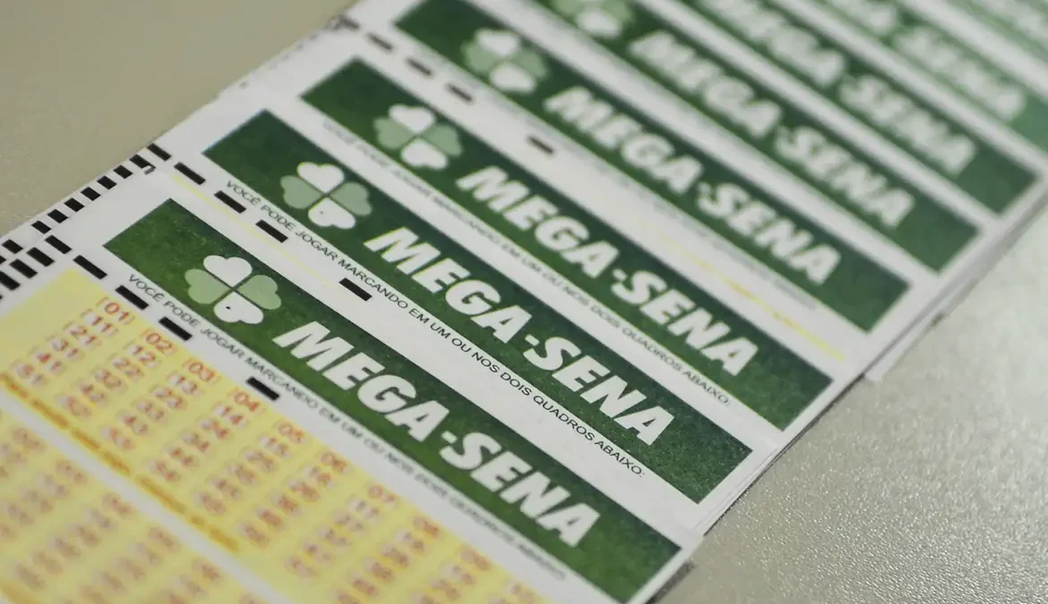 Mega-Sena sorteia nesta quinta-feira prêmio acumulado em R$ 27 milhões 1 As seis dezenas do concurso 2.677 da Mega-Sena serão sorteadas nesta quinta-feira (18)
