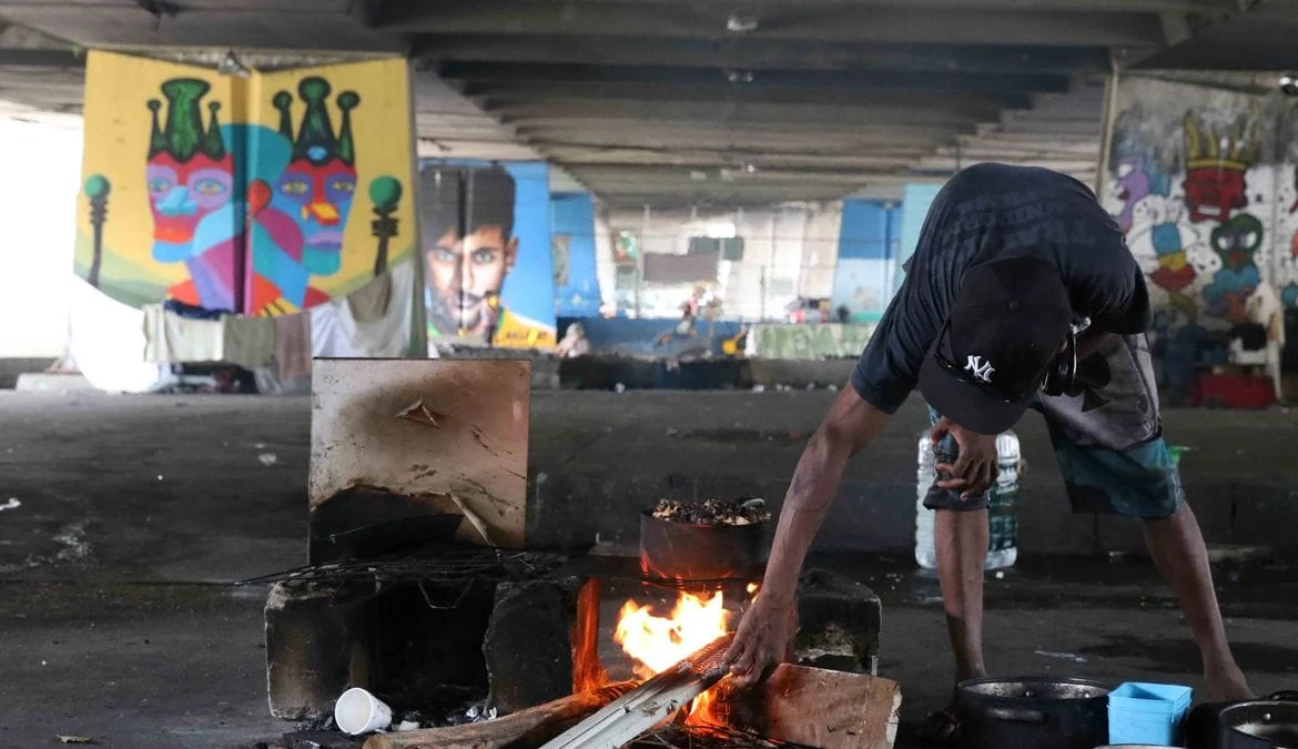 Uma em cada quatro pessoas em situação de rua vive na cidade de SP 1 Isso é o que aponta o Observatório Nacional dos Direitos Humanos, plataforma do Ministério dos Direitos Humanos e da Cidadania