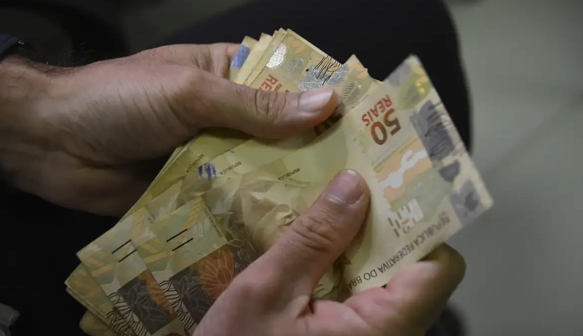 BC alerta sobre aumento de golpes no Sistema de Valores a Receber 1 O Banco Central (BC) alerta sobre o aumento de tentativas de golpe no Sistema de Valores a Receber (SVR) desde o fim do ano passado