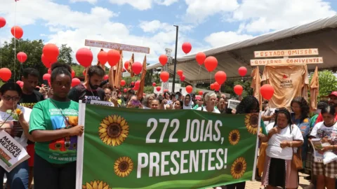 Após 5 anos, ato em Brumadinho homenageia vítimas e critica acordo