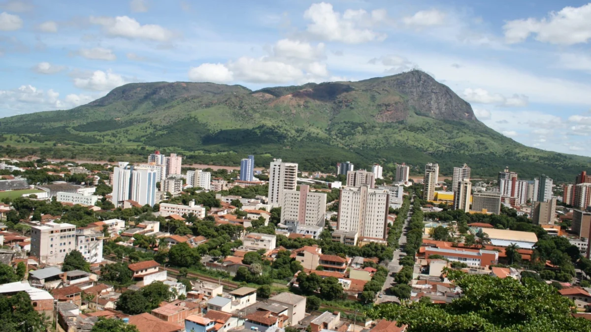 Cadastur garante vantagens para trade de turismo 1 Em Governador Valadares, 100% dos meios de hospedagem, das agências mapeadas e transportadoras turísticas legalizadas estão cadastradas