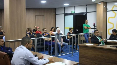 Prefeitura de Fabriciano tem autorização do Legislativo para empenhar R$ 5,5 milhões e quitar últimas dívidas do município 2 Prefeitura de Fabriciano tem autorização do Legislativo para empenhar R$ 5,5 milhões e quitar últimas dívidas do município