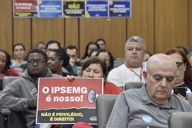 Comissão de Administração visita Centro de Especialidades do Ipsemg 1 De acordo com deputada, visita ao Centro de Especialidades fornecerá subsídios para audiência pública sobre o Ipsemg