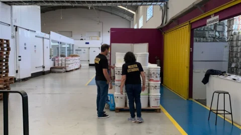 Empresário de Varginha é preso em operação contra sonegação fiscal no setor de açaí