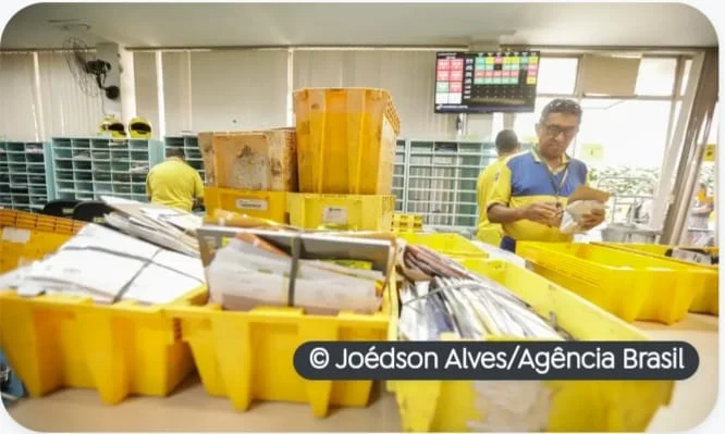 Governo federal vai revisar leis que tratam do setor postal 1 O Ministério das Comunicações criou um grupo de trabalho para revisar as leis que tratam do envio de correspondências no Brasil