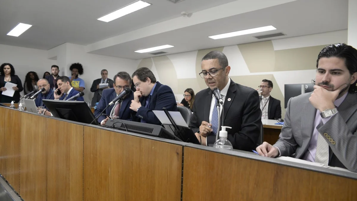 O relator propôs que o protocolo seja para todo o transporte individual de passageiros