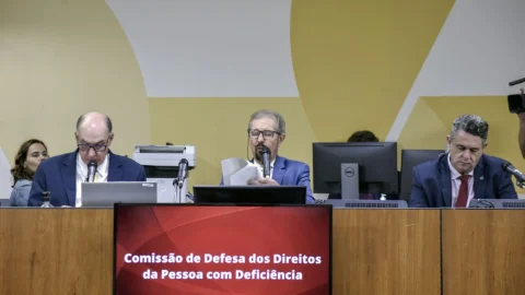 Pranchas de comunicação para pessoas com TEA podem ser adotadas 2 Pranchas de comunicação para pessoas com TEA podem ser adotadas