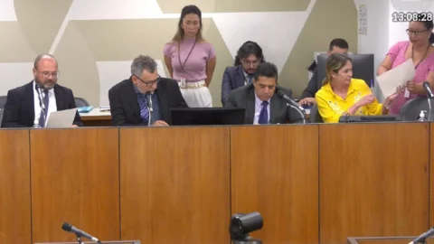 Comissão propõe rejeição a veto sobre segurança pública 2 Comissão propõe rejeição a veto sobre segurança pública
