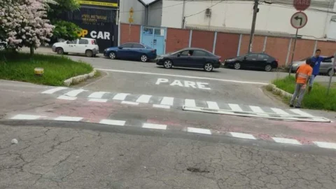 Prefeitura de Ipatinga revitaliza sinalização em diversos pontos da cidade
