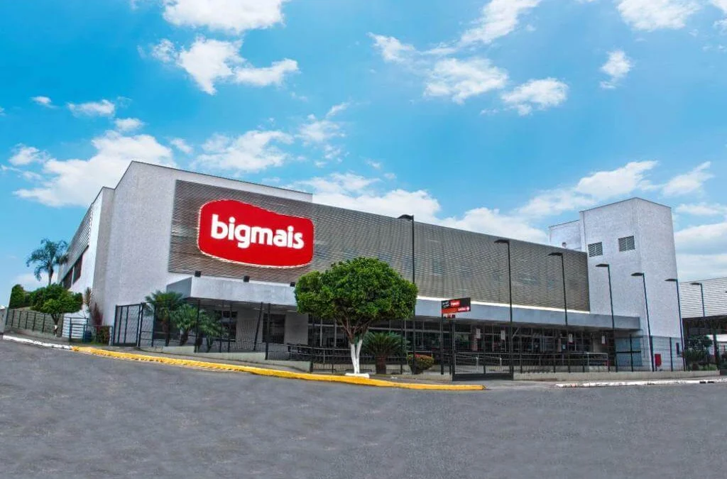 Banco de Empregos: moradores de Pontal recebem oportunidades de trabalho 1 Nesta sexta-feira (2), os morados do distrito de Pontal estão recebendo diversas oportunidades de vagas de trabalho com o Contrata Bigmais