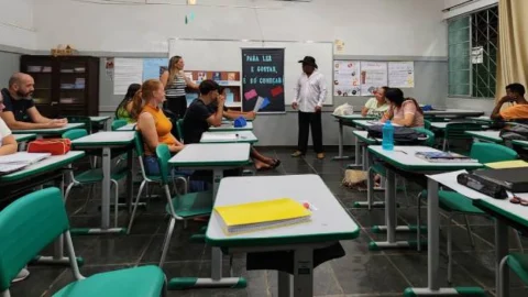 Minas adota ensino à distância em Centros de Educação Continuada para 2024