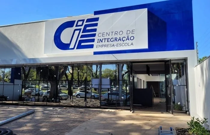 CIEE promove Maratona de Vagas com 60 mil oportunidades em todo país 1 O Centro de Integração Empresa-Escola (CIEE) promove nesta terça-feira (20) uma Maratona de Vagas com 60 mil oportunidades de estágio