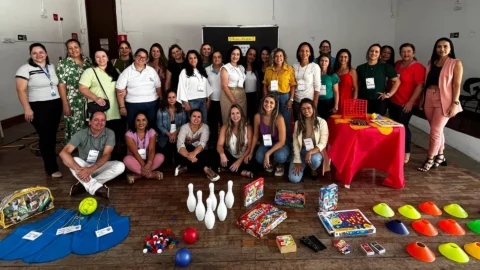 Encerrada com sucesso a capacitação da primeira turma de profissionais da Educação de Caratinga para o Projeto “Jovens Empreendedores Primeiros Passos” 1 Encerrada com sucesso a capacitação da primeira turma de profissionais da Educação de Caratinga para o Projeto “Jovens Empreendedores Primeiros Passos”