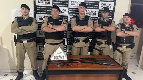 Polícia Militar apreende armas e munições no Córrego Ramalhete