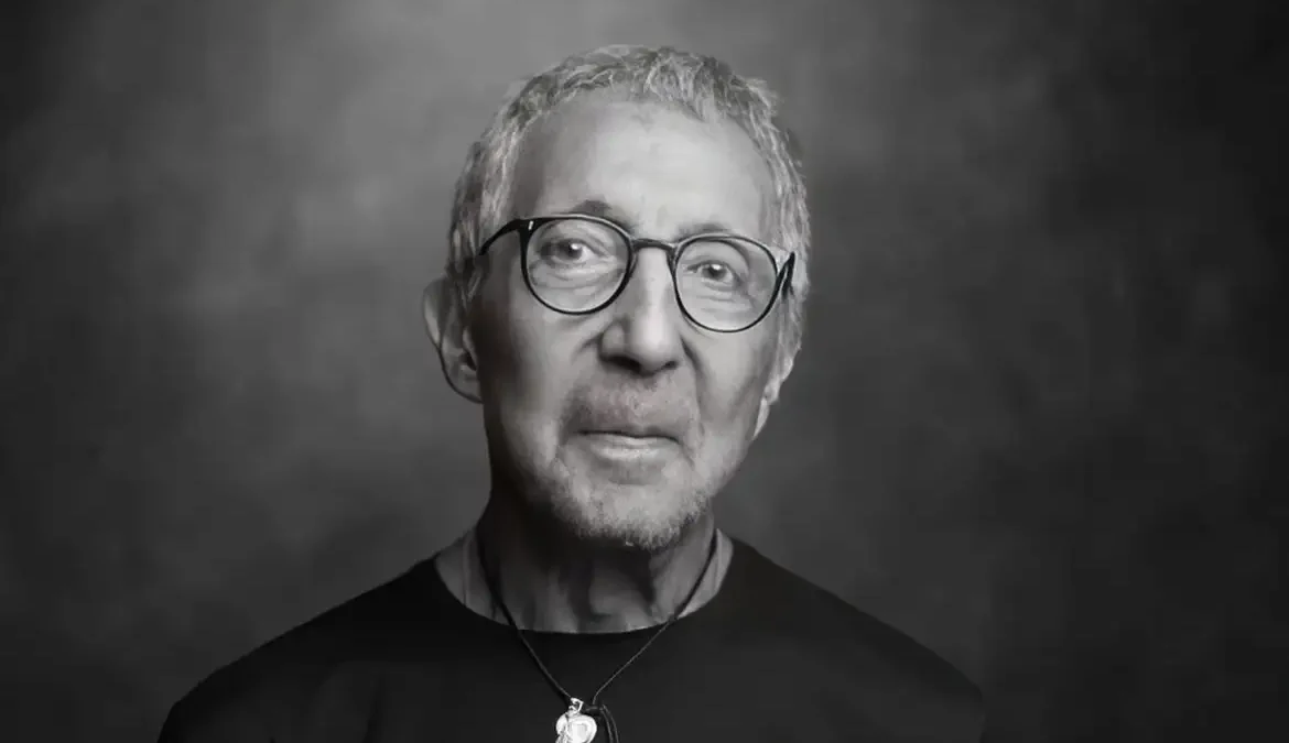 A família de Abilio Diniz divulgou nota na noite deste domingo (18) para confirmar o falecimento do empresário de 87 anos