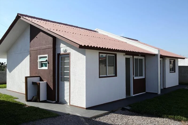 Oito de cada dez pessoas que vivem no Brasil moravam em casas em 2022
