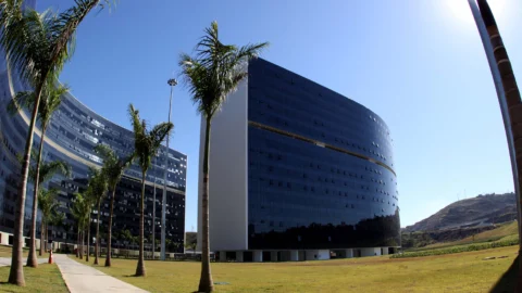 Seplag integra missão internacional do Consad com foco em inovação e sustentabilidade na administração pública