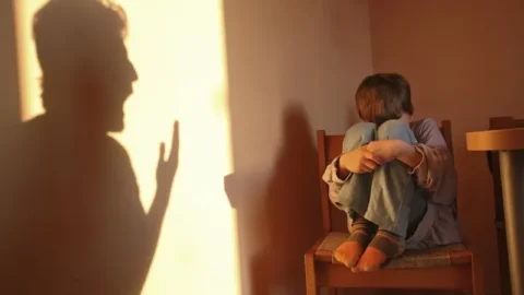 Senado aprova estratégia de combate à violência contra criança
