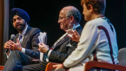 Financiamentos climáticos devem aumentar até 2030, diz Banco Mundial