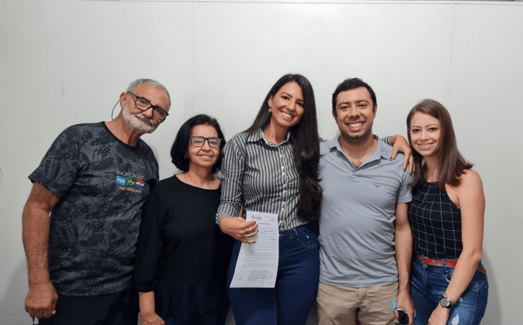 Egressa do curso de Pedagogia possui trajetória de sucesso após a graduação na UNIVALE 3 image 182