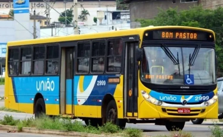 A lei autoriza a concessão de subsídio às concessionárias do transporte público urbano e distrital do município de Manhuaçu (Reprodução DM)