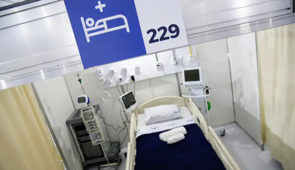 Incontinência urinária é mais comum em mulheres 1 A incontinência urinária, de grande incidência na população brasileira, pode ocorrer em mulheres, homens e crianças
