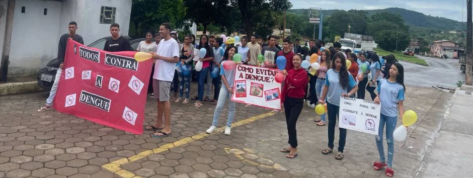 Rede estadual de ensino de Minas Gerais realiza ações de combate à dengue nas escolas 1 As atividades propostas na cartilha têm como objetivo chamar a atenção dos estudantes, gerar interesse pelo tema e engajá-los
