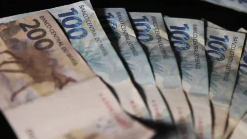 Estimativas do mercado para inflação e PIB permanecem estáveis
