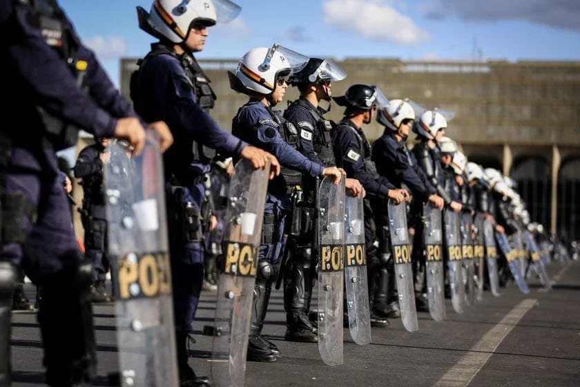 O objetivo da reunião é debater, com a presença do coronel, o ocorrido no dia 8, quando os manifestantes teriam sido impedidos de entrar