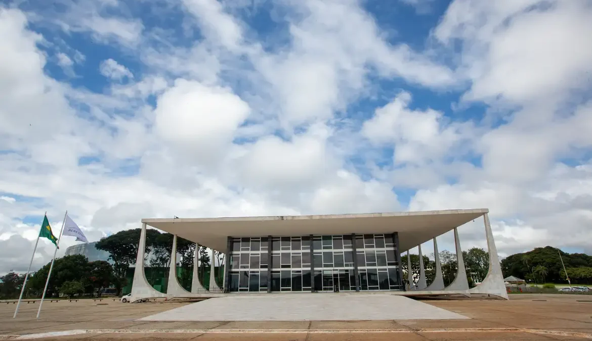 Decisão que pode ampliar alcance do foro privilegiado é adiada 1 Supremo Tribunal Federal